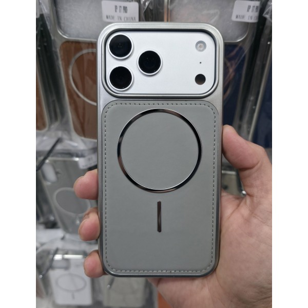 Купить Накладка Magsafe для iPhone 15 Pro экокожа, силиконовые края, металлик, серый - 00-00061071 оптом