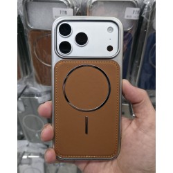 Накладка Magsafe для iPhone 15 экокожа, силиконовые края, металлик, коричневый